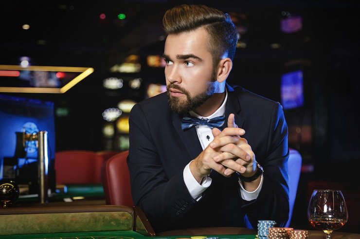 Teen Patti dengan pemain dari berbagai kota Indonesia Meja Teen Patti Jakarta Lottery dengan tiga pemain dan dealer Indonesia